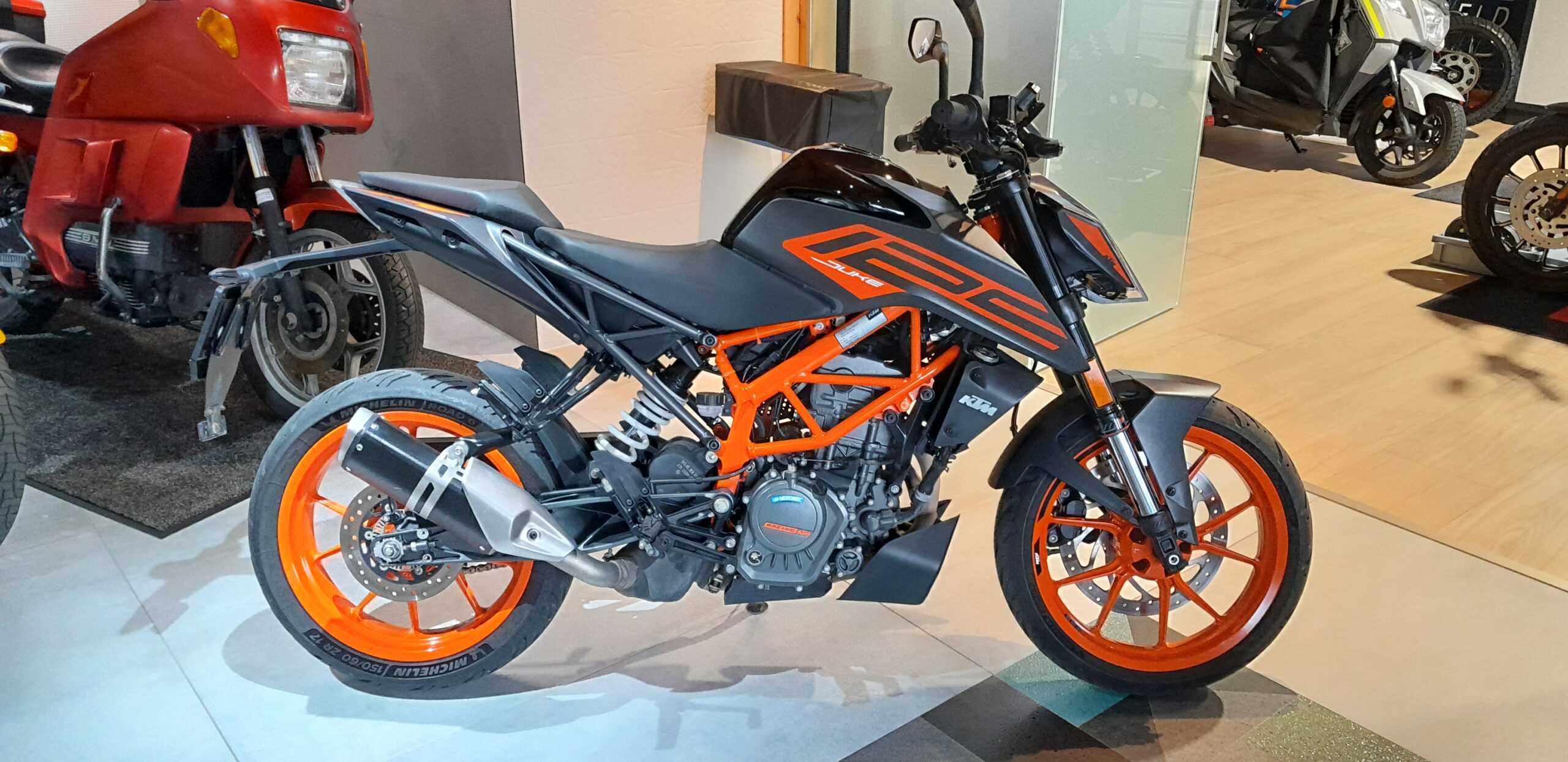 KTM Duke 125 RS MOTOS